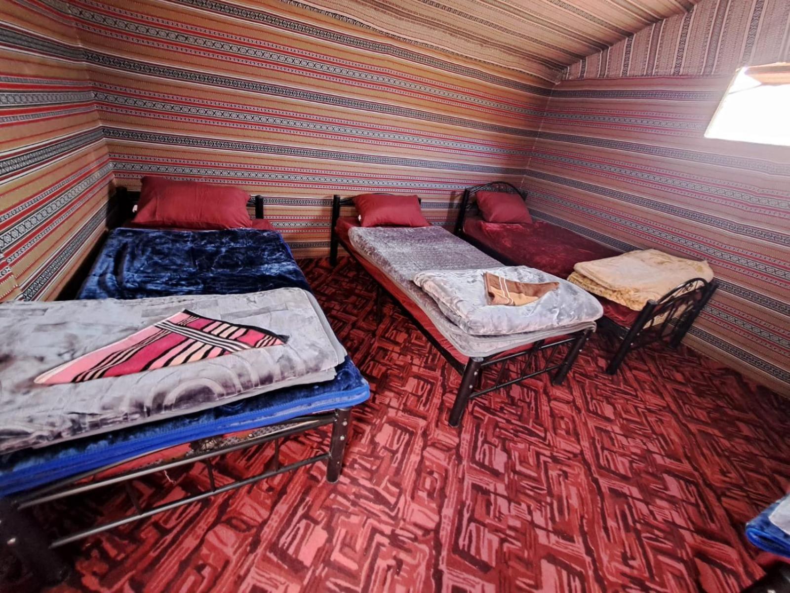Wadi Rum Desert Heart Camp 外观 照片