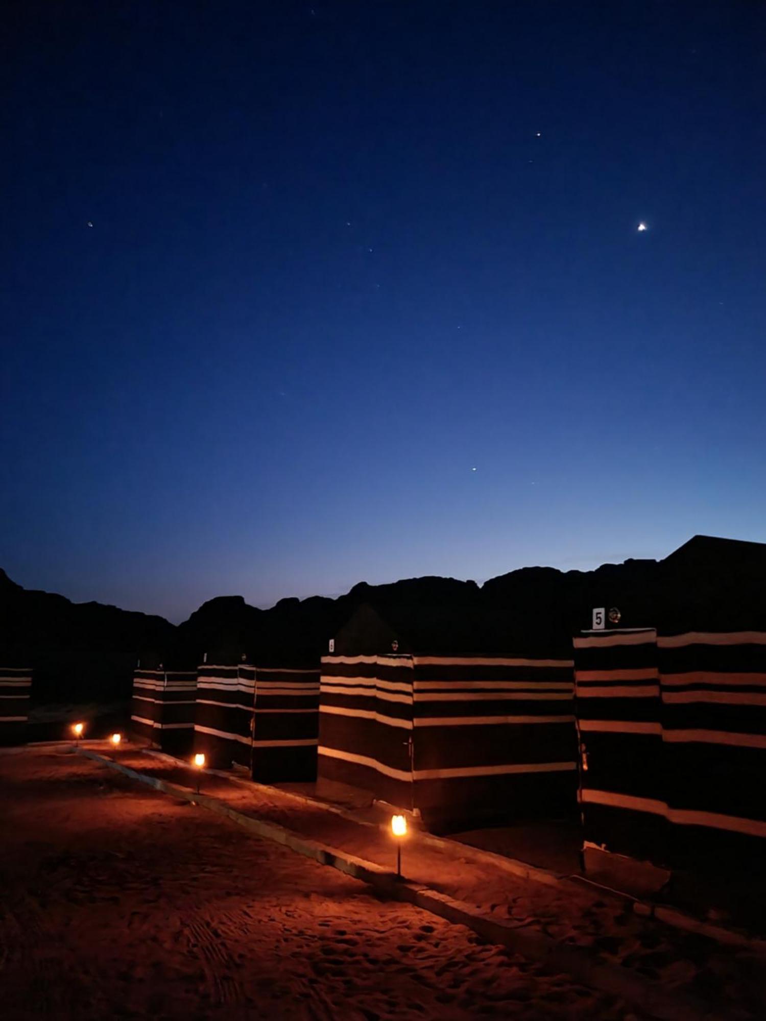 Wadi Rum Desert Heart Camp 外观 照片