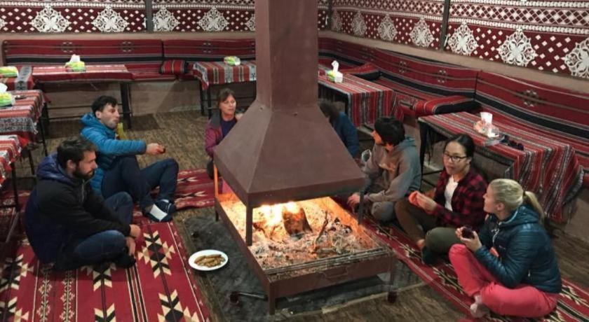 Wadi Rum Desert Heart Camp 外观 照片